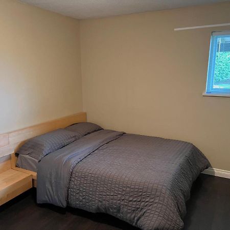 One Bedroom, One Living Room, One Kitchen And One Bathroom With Independent Access Ричмонд Екстер'єр фото