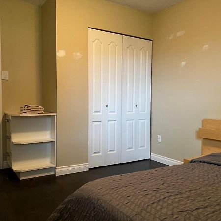 One Bedroom, One Living Room, One Kitchen And One Bathroom With Independent Access Ричмонд Екстер'єр фото